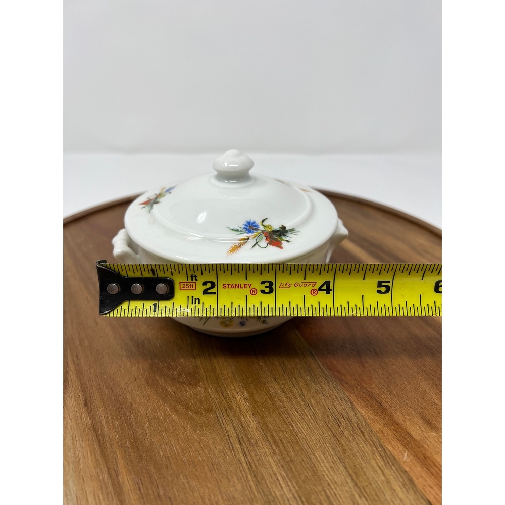 Cordon Bleu France White Porcelain Soup Tureen Floral Design with Lid - Picture 11 of 11